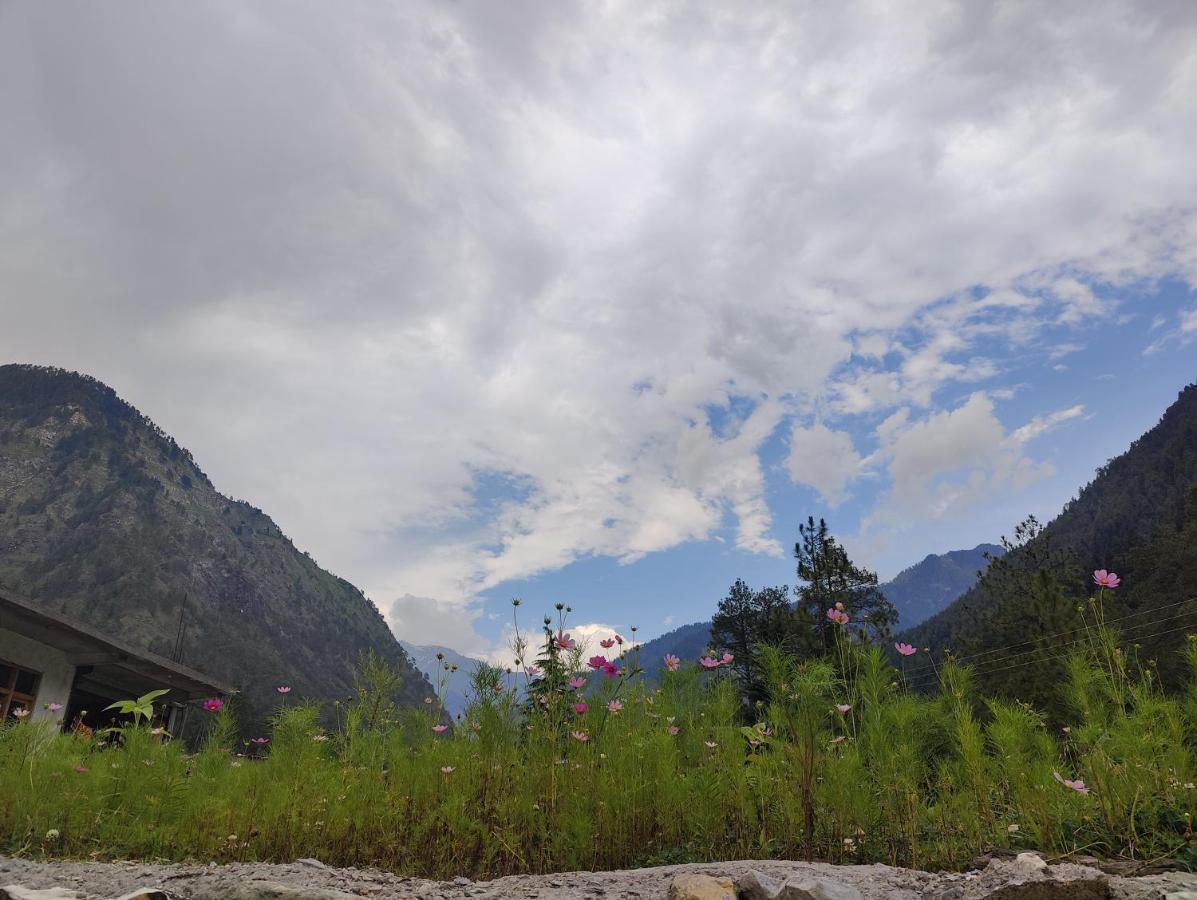 Breathe Inn Kasol Eksteriør billede