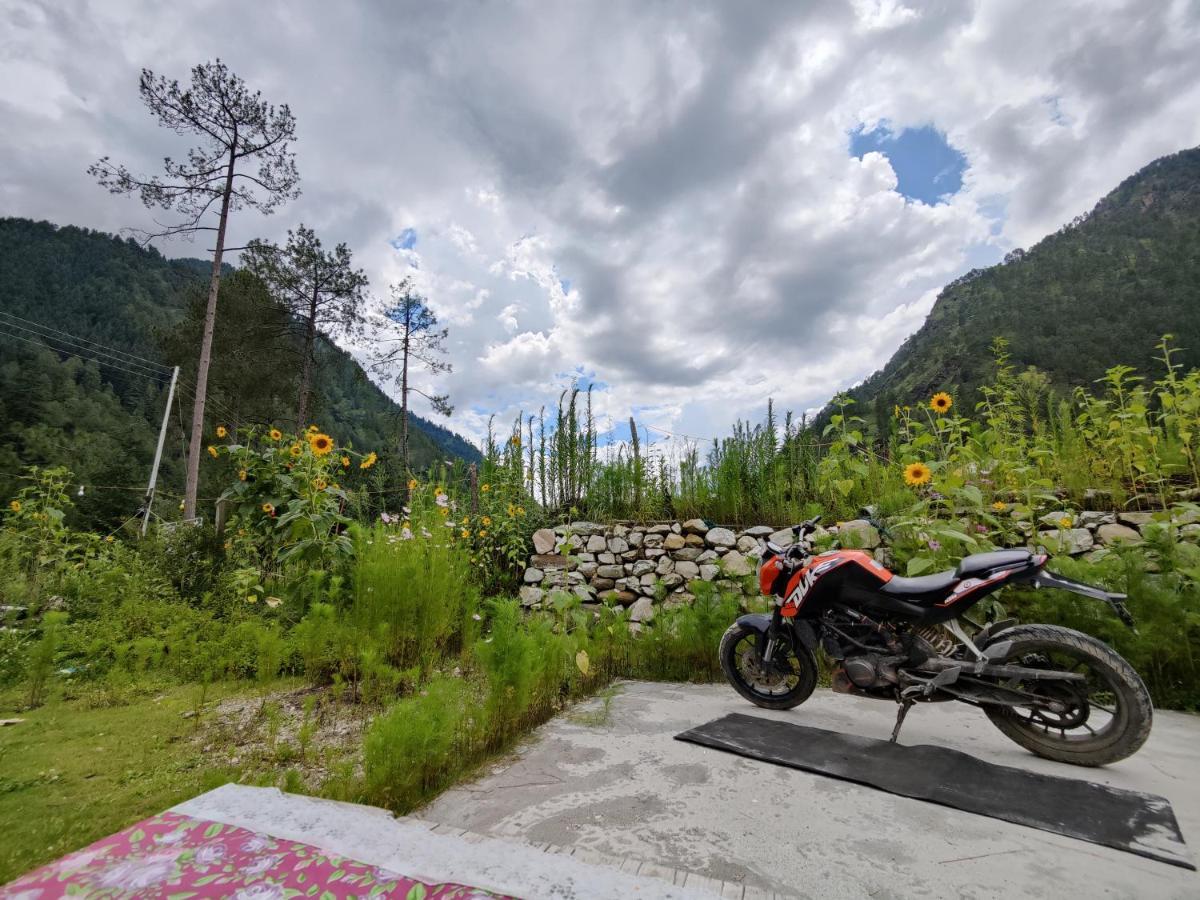 Breathe Inn Kasol Eksteriør billede