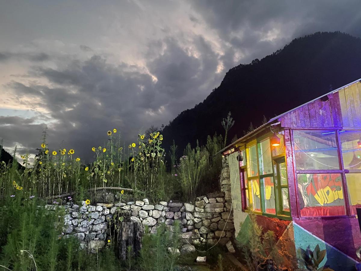 Breathe Inn Kasol Eksteriør billede