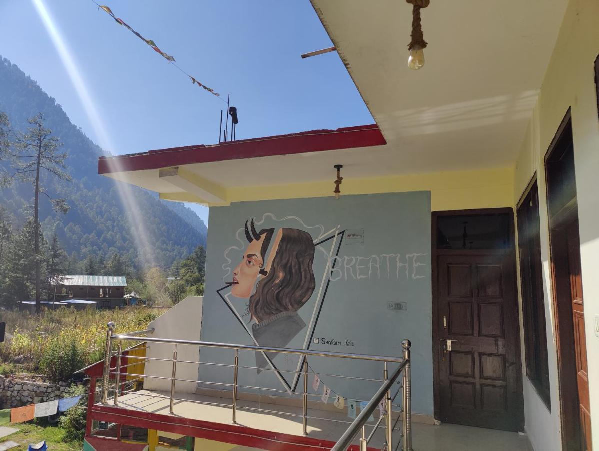 Breathe Inn Kasol Eksteriør billede